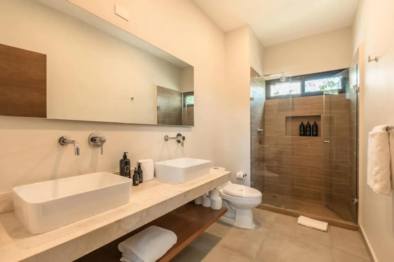 Selva Terra Sol Beach Club Access تولوم